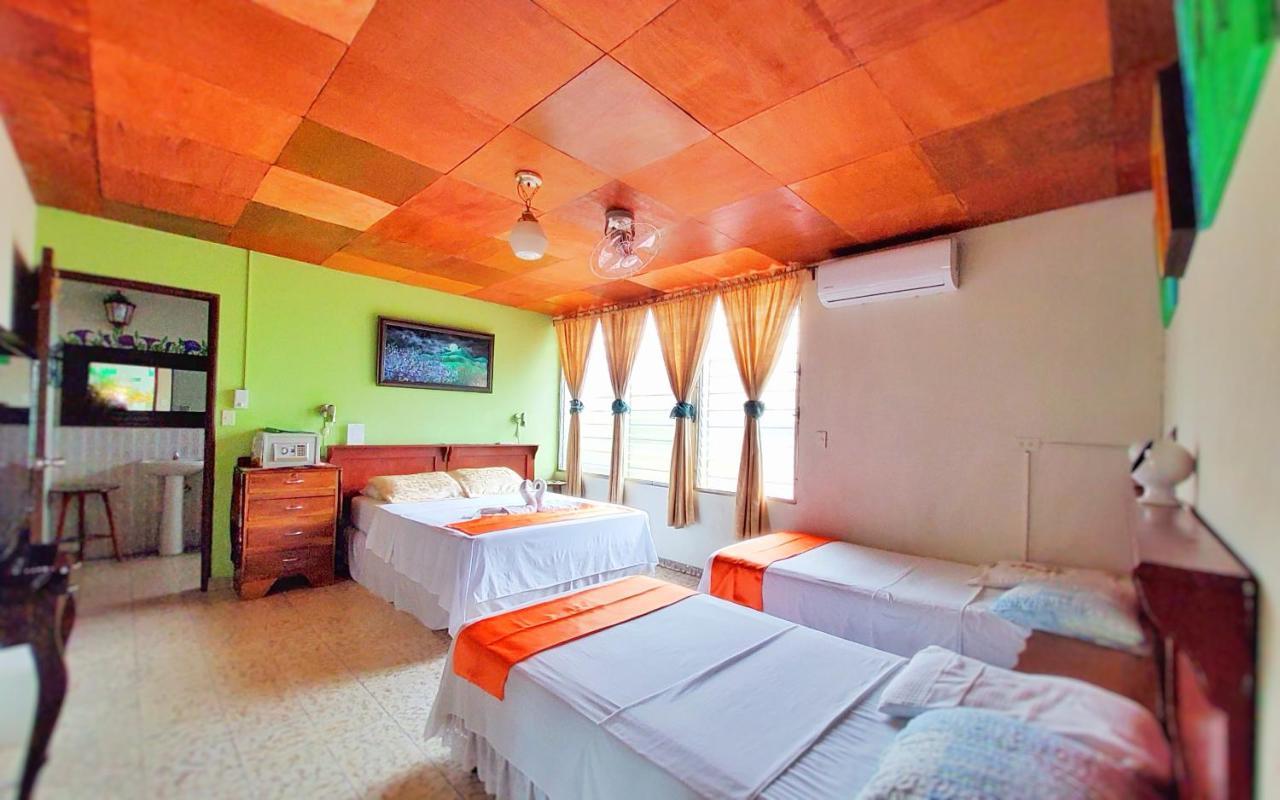 Hotel Oasis San Salvador Ngoại thất bức ảnh