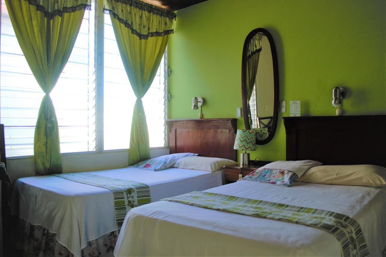Hotel Oasis San Salvador Ngoại thất bức ảnh