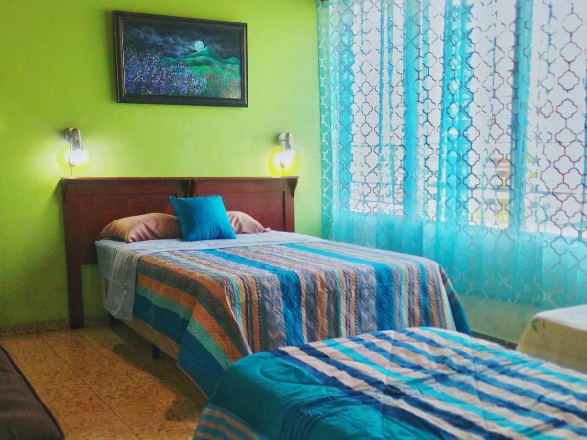 Hotel Oasis San Salvador Ngoại thất bức ảnh